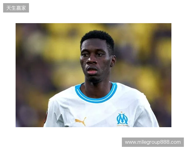 水晶宫vs利兹联：布伦南-约翰逊、伊斯梅拉-萨尔首发，卡尔弗特-勒温、卢卡斯-恩梅加出战