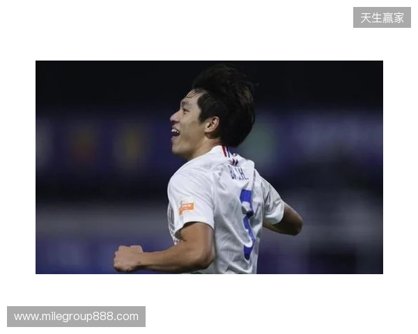 半场-玉昆暂0-0申花 约尼查造险两队合计1射正 半场-玉昆暂0-0申花 约尼查造险两队合计1射正